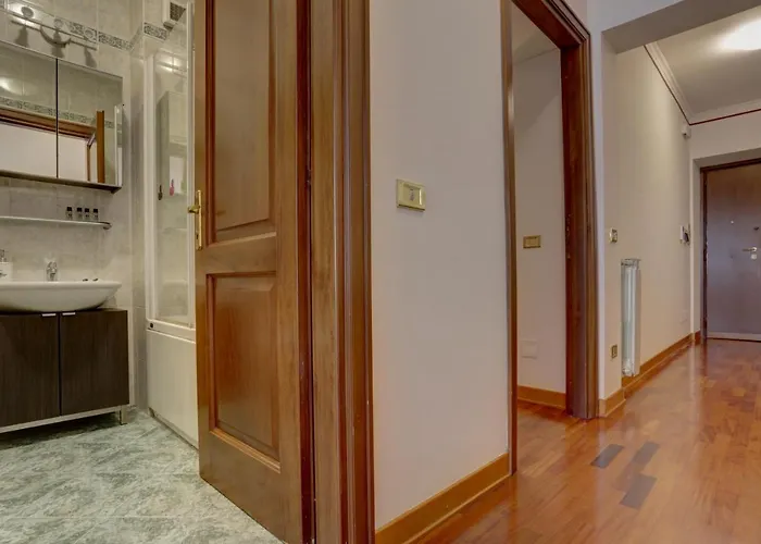 Colosseo Mecenate 77 - And Apartman *